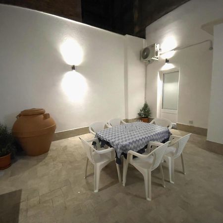 Terrazzo Garibaldi Holiday Home Catania Exterior foto