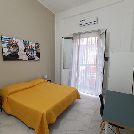Terrazzo Garibaldi Holiday Home Catania Exterior foto